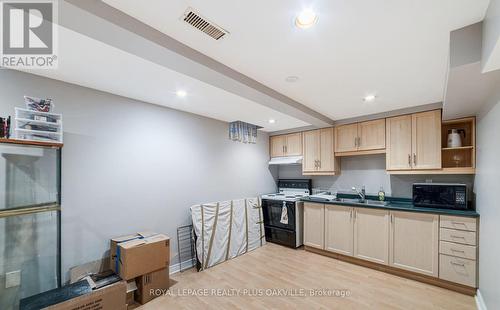 365 Turnberry Crescent, Mississauga, ON - Indoor Photo Showing Other Room