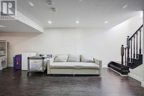 38 Abigail Crescent, Caledon, ON - Indoor