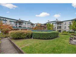 322 19528 FRASER HIGHWAY  Surrey, BC V3S 8P4