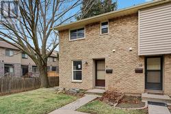 All brick 3BR end unit townhome in great loc'n! - 