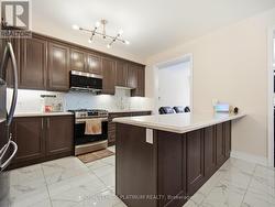 KITCHEN - 