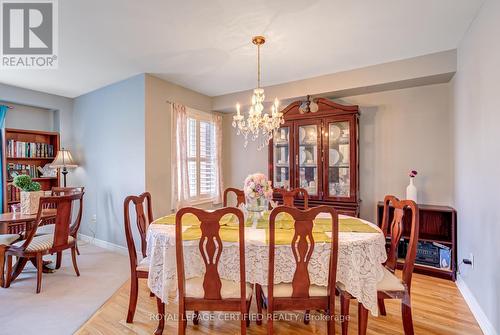 21 Polarlights Way, Toronto, ON - Indoor Photo Showing Dining Room