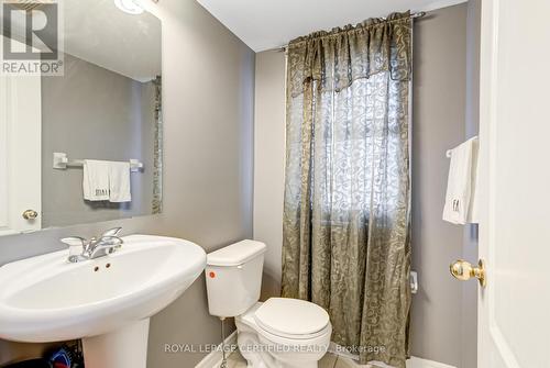21 Polarlights Way, Toronto, ON - Indoor Photo Showing Bathroom