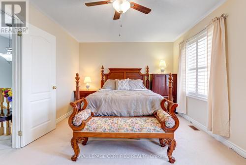 21 Polarlights Way, Toronto, ON - Indoor Photo Showing Bedroom