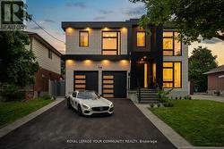 14 RANWOOD DRIVE  Toronto, ON M9N 3E9
