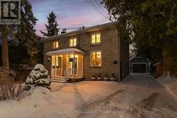 68 COLLINGWOOD STREET  Kingston (Central City East), ON K7L 3X4