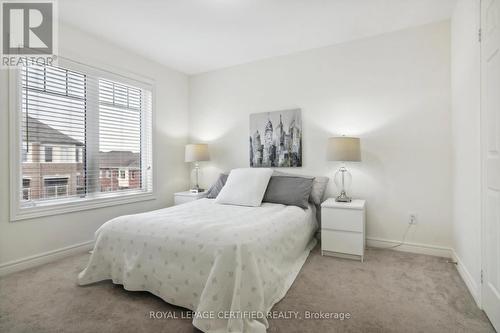 3946 Tufgar Crescent, Burlington, ON - Indoor Photo Showing Bedroom