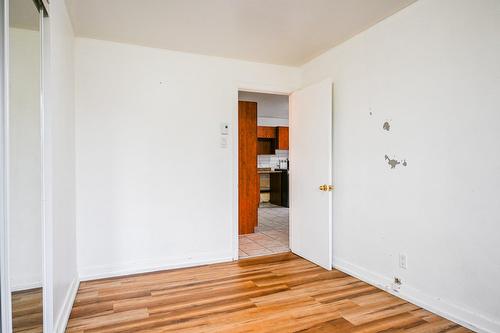Bedroom - 5945 Rue Landry, Montréal (Mercier/Hochelaga-Maisonneuve), QC - Indoor Photo Showing Other Room