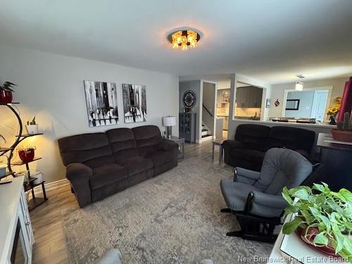 66 Renfrew St, Petitcodiac, NB 