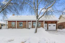 2469 Rue de la Charente  Saguenay (Jonquière), QC G7X 8T9