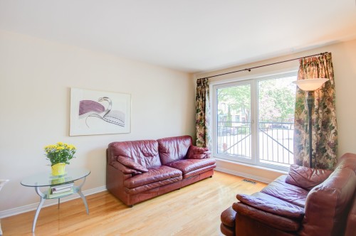 Salon - 229 Rue De La Noue, Montréal (Verdun/Île-Des-Soeurs), QC 