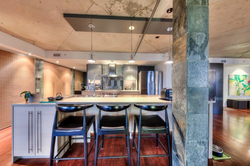 Cuisine - 703-285 Av. Laurier E., Montréal (Le Plateau-Mont-Royal), QC - Indoor