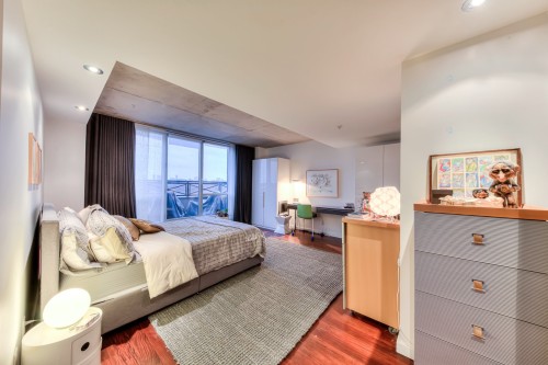 Chambre à coucher - 703-285 Av. Laurier E., Montréal (Le Plateau-Mont-Royal), QC - Indoor Photo Showing Bedroom