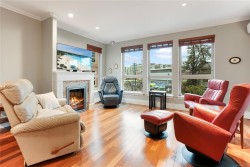 214-755 Goldstream Ave  Langford, BC V9B 2X4