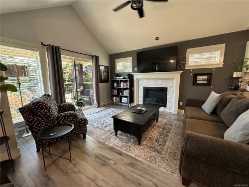 3-6183 Nitinat Way, Nanaimo, BC 