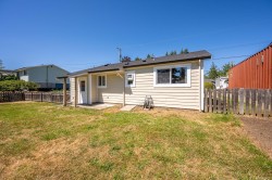 1825 Robb Ave  Comox, BC V9M 2C9