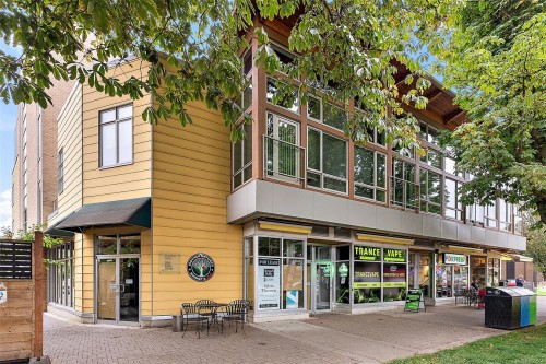 211-240 Cook St  Victoria, BC V8V 3X3
