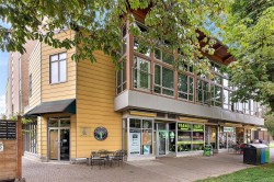 211-240 Cook St  Victoria, BC V8V 3X3