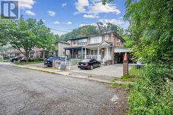 3 HILLDALE ROAD NW  Toronto, ON M6N 3Y1