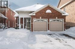 2546 NICHOLS Drive  Oakville, ON L6H 7L3
