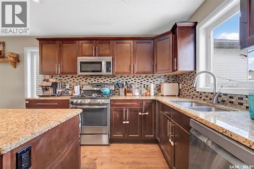 1042 Kloppenburg Bend, Saskatoon, SK 