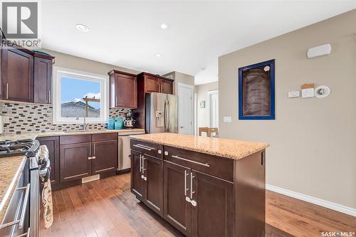 1042 Kloppenburg Bend, Saskatoon, SK 