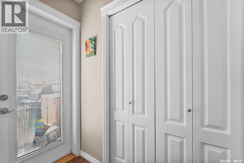 1042 Kloppenburg Bend, Saskatoon, SK 