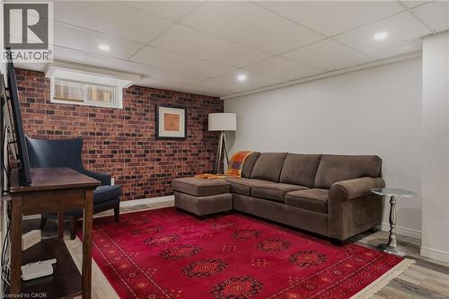 2424 Eileen Drive, Burlington, ON - Indoor Photo Showing Other Room