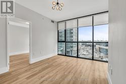 401 - 2916 HIGHWAY 7  Vaughan, ON L4K 0K6