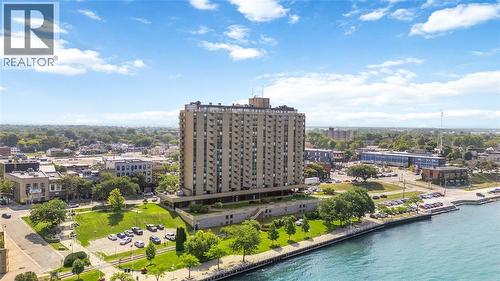 155 FRONT STREET North Unit# 907  Sarnia, ON N7T 7V5