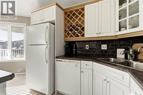 4102 Buckingham Drive E, Regina, SK - Indoor Photo Showing Kitchen With Double Sink