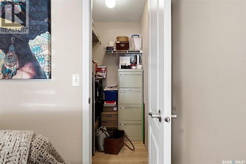 4102 Buckingham Drive E, Regina, SK - Indoor