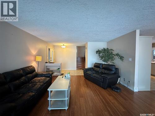 114 Garvin Crescent, Canora, SK - Indoor Photo Showing Kitchen With Double Sink