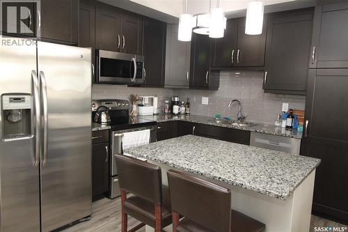 317 1035 Moss Avenue, Saskatoon, SK - Indoor Photo Showing Kitchen With Stainless Steel Kitchen With Upgraded Kitchen