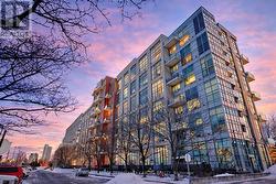 214 - 200 MANITOBA STREET  Toronto, ON M8Y 3Y9