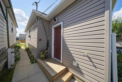 1199 Selkirk Ave, Winnipeg, MB 