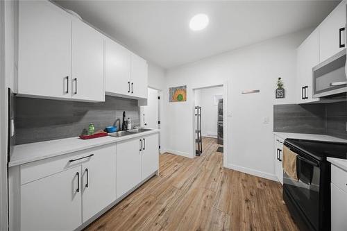 1199 Selkirk Ave, Winnipeg, MB 