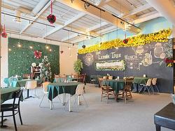 J-1631 St Mary's RD  Winnipeg, MB R2N 1Z4