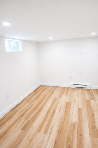 Bureau - 1-31 Rue Demontigny, Gatineau (Hull), QC - Indoor Photo Showing Other Room