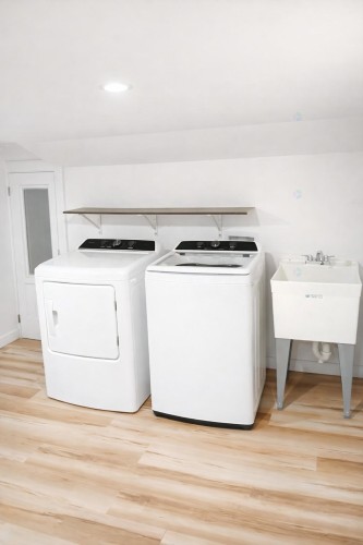 Salle de lavage - 1-31 Rue Demontigny, Gatineau (Hull), QC - Indoor Photo Showing Laundry Room