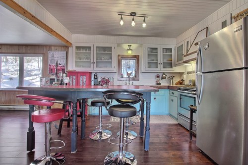 Cuisine - 1375 Boul. Malcolm-Fraser, La Malbaie, QC - Indoor Photo Showing Kitchen With Double Sink