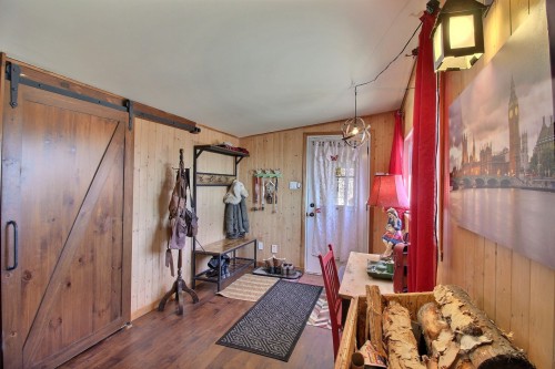 Hall d'entrée/Vestibule - 1375 Boul. Malcolm-Fraser, La Malbaie, QC - Indoor Photo Showing Other Room