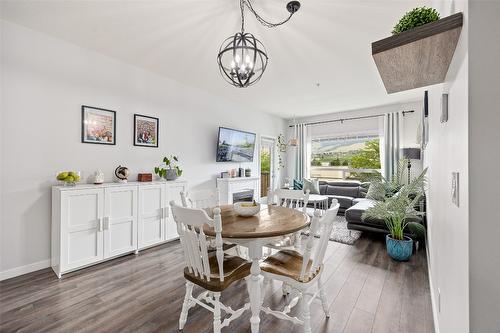 311-770 Rutland Road, Kelowna, BC - Indoor Photo Showing Dining Room