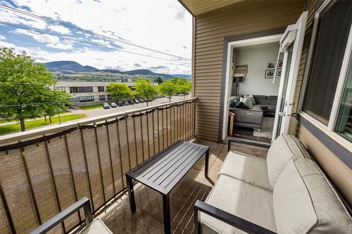 311-770 Rutland Road, Kelowna, BC - Outdoor With Exterior