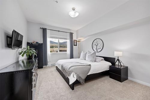 311-770 Rutland Road, Kelowna, BC - Indoor Photo Showing Bedroom