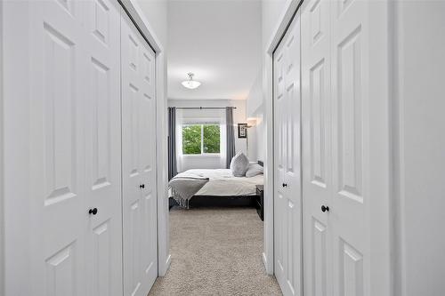 311-770 Rutland Road, Kelowna, BC - Indoor Photo Showing Bedroom