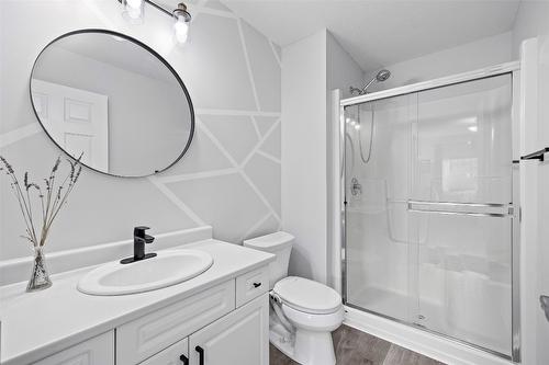 311-770 Rutland Road, Kelowna, BC - Indoor Photo Showing Bathroom