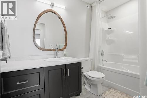 520 16Th Avenue, Humboldt, SK - Indoor Photo Showing Bathroom