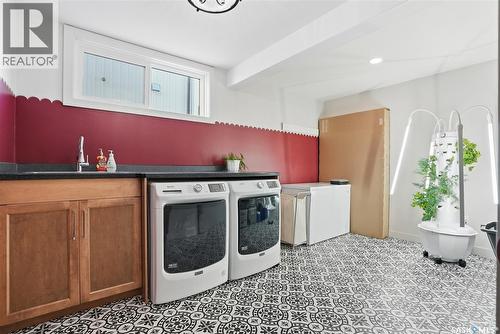 520 16Th Avenue, Humboldt, SK - Indoor Photo Showing Laundry Room