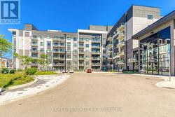 438 - 102 GROVEWOOD COMMON  Oakville, ON L6H 0X2